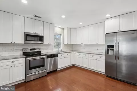 Kitchen - 5207 Nick Rd, Shady Side, MD 20764 photo 2 of 2