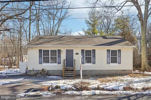 5207 Nick Rd, Shady Side, MD 20764