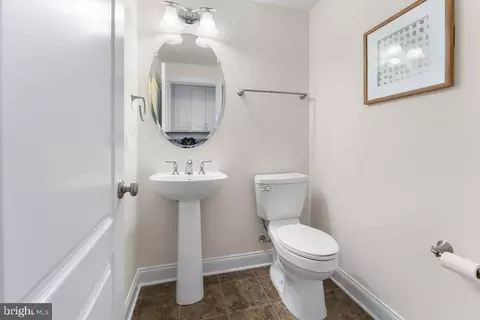 7608 Elmcrest Rd, Hanover, MD 21076 photo 12