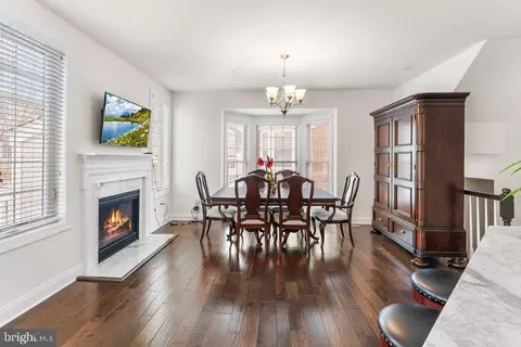 7608 Elmcrest Rd, Hanover, MD 21076 photo 6