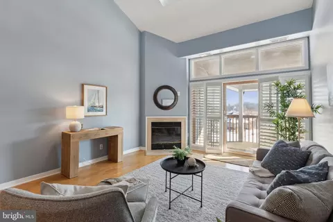 2125 Beach Village Ct #201, Annapolis, MD 21403