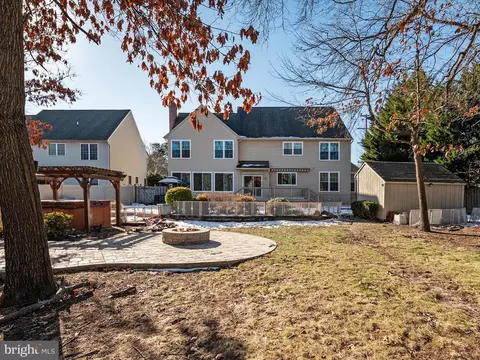 Exterior - 504 Fanleaf Ct, Severn, MD 21144 photo 12 of 16