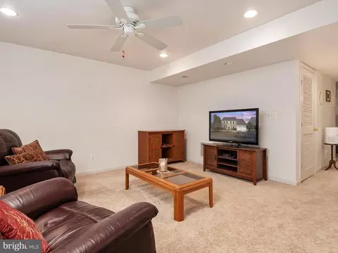 Living - 504 Fanleaf Ct, Severn, MD 21144 photo 5 of 5