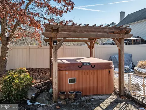 Exterior - 504 Fanleaf Ct, Severn, MD 21144 photo 15 of 16
