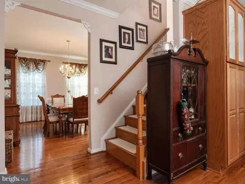 Entry Way - 504 Fanleaf Ct, Severn, MD 21144 photo 3 of 5