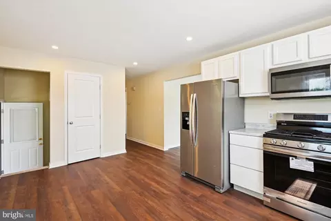 Entry Way - 1361 Ava Rd, Severn, MD 21144 photo 2 of 5