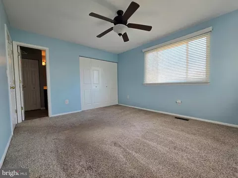 Bedroom - 9 Montrose Rd, Pasadena, MD 21122 photo 2 of 5