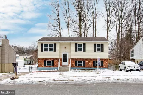 7909 New Freetown Rd, Pasadena, MD 21122