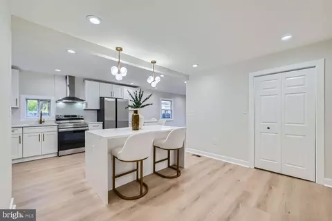 Kitchen - 347 Bar Harbor Rd, Pasadena, MD 21122 photo 3 of 4