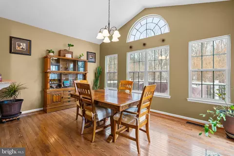 1624 Lindley Dr, Hanover, MD 21076 photo 12