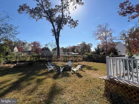 Exterior - 477 Center St, Pasadena, MD 21122 photo 2 of 3