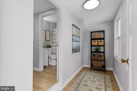 Entry Way - 17 Lafayette Ave, Annapolis, MD 21401 photo 12 of 12