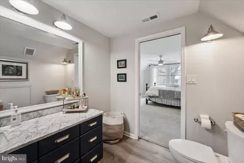 Bath - 613 Mann Rd, Deale, MD 20751 photo 4 of 4