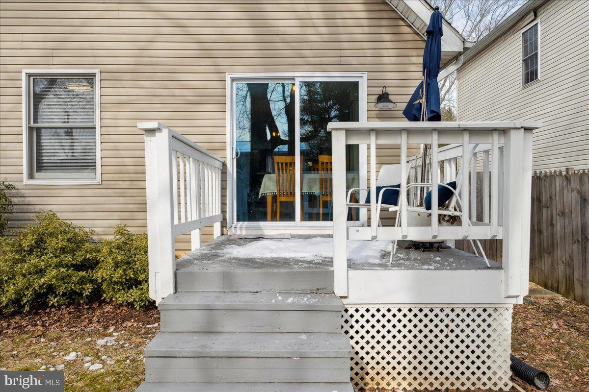 Exterior - 613 Mann Rd, Deale, MD 20751 photo 3 of 4