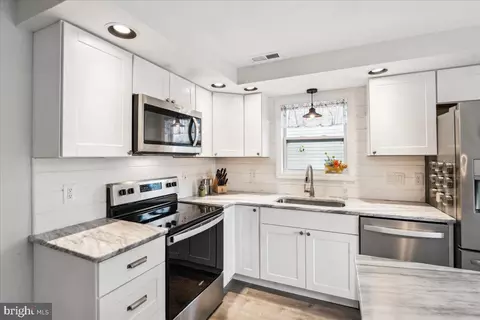 Other - 613 Mann Rd, Deale, MD 20751 photo 3 of 8