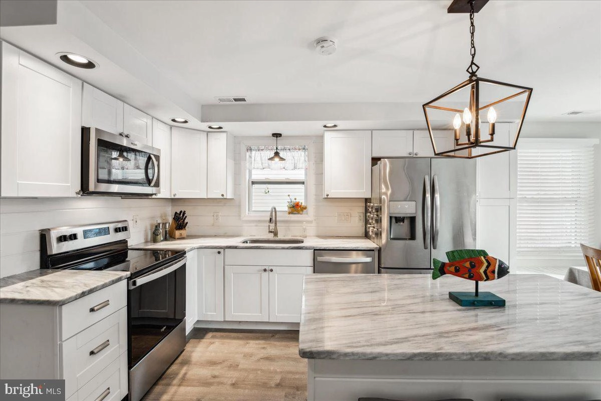 Kitchen - 613 Mann Rd, Deale, MD 20751 photo 1 of 4