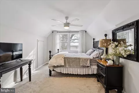 Bedroom - 613 Mann Rd, Deale, MD 20751 photo 3 of 5