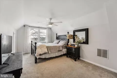 Bedroom - 613 Mann Rd, Deale, MD 20751 photo 4 of 5