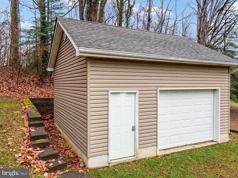Other - 490 Edgewater Rd, Pasadena, MD 21122 photo 11 of 20