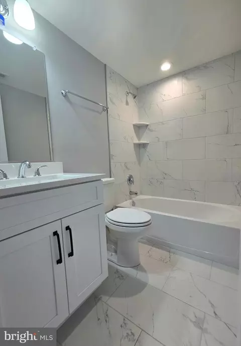 3 Hammonds Ln, Brooklyn Park, MD 21225 photo 21