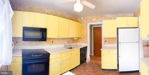 653 Colston Ln, Pasadena, MD 21122 photo 16