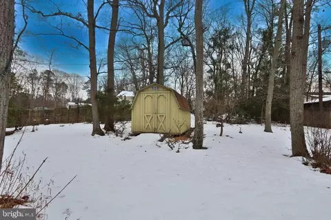 653 Colston Ln, Pasadena, MD 21122 photo 32