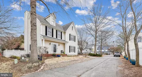 Exterior - 2 Danielle Ct, Annapolis, MD 21403 photo 3 of 6