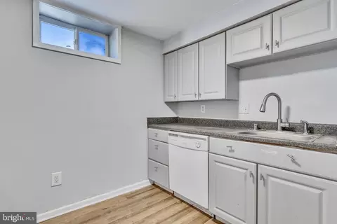 901 1st St, Baltimore, MD 21225 photo 3