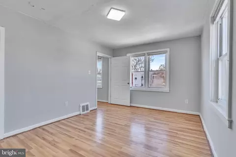 901 1st St, Baltimore, MD 21225 photo 19