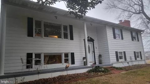 4180 Carvel Ln, Edgewater, MD 21037
