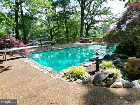 Exterior - 105 Spa Dr, Annapolis, MD 21403 photo 2 of 10