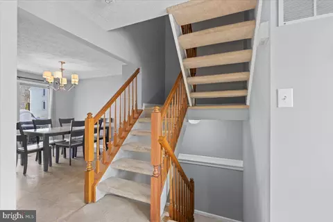 Entry Way - 2408 Beechnut Pl, Odenton, MD 21113 photo 2 of 2