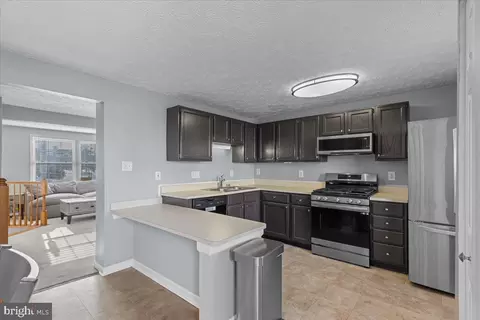 Kitchen - 2408 Beechnut Pl, Odenton, MD 21113 photo 2 of 3
