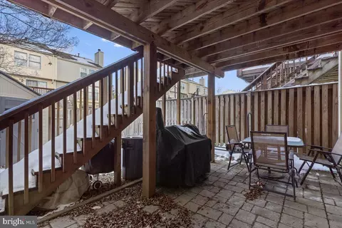 Exterior - 2408 Beechnut Pl, Odenton, MD 21113 photo 2 of 4