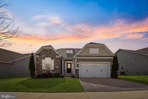 3061 Sunny Ridge Dr, Odenton, MD 21113