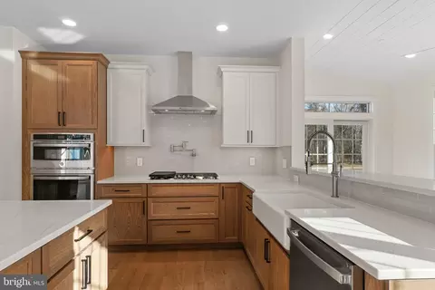 2003 Cornfield Creek Way, Pasadena, MD 21122 photo 8