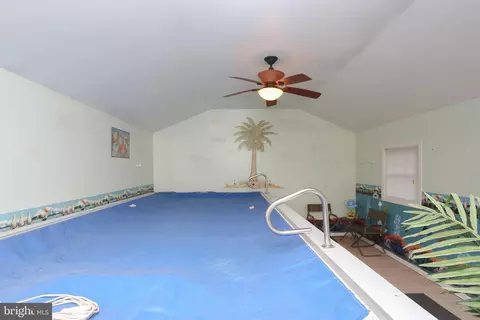 Exterior - 967 Beechwood Ave, Pasadena, MD 21122 photo 2 of 11