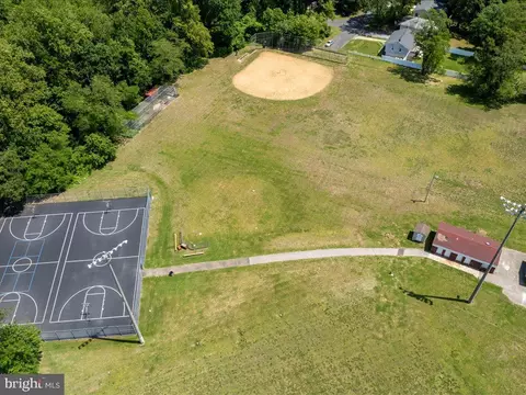 View/Area - 1152 Latrobe Dr, Annapolis, MD 21409 photo 7 of 9