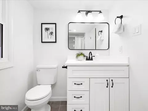 Bath - 1152 Latrobe Dr, Annapolis, MD 21409 photo 7 of 7