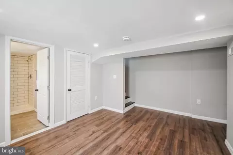 Entry Way - 201 W Riverview Rd, Brooklyn, MD 21225 photo 11 of 11