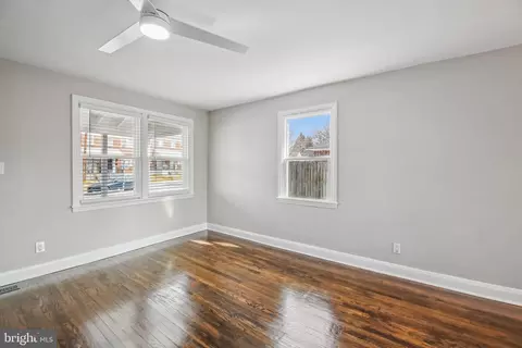 Living - 201 W Riverview Rd, Brooklyn, MD 21225 photo 3 of 3