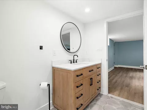 Bath - 1858 Potomac Rd, Pasadena, MD 21122 photo 5 of 5
