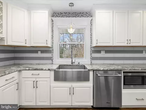 Kitchen - 1858 Potomac Rd, Pasadena, MD 21122 photo 2 of 6