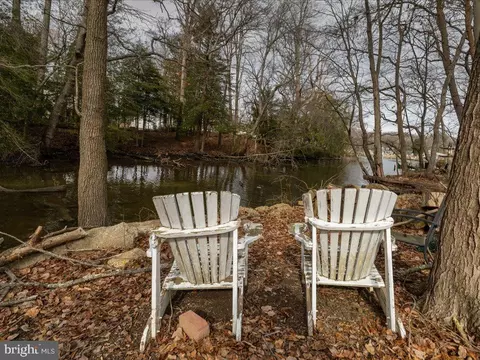 View/Area - 1858 Potomac Rd, Pasadena, MD 21122 photo 1 of 8