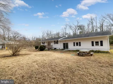 Exterior - 1858 Potomac Rd, Pasadena, MD 21122 photo 11 of 13