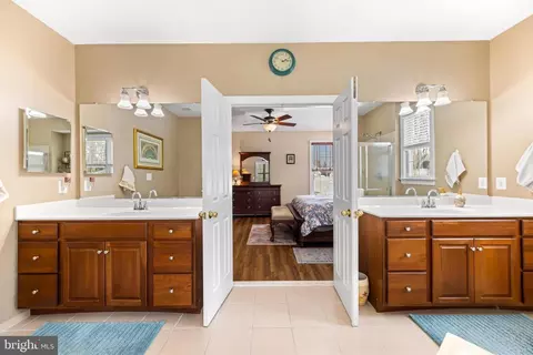 8210 Champion Ct, Pasadena, MD 21122 photo 34