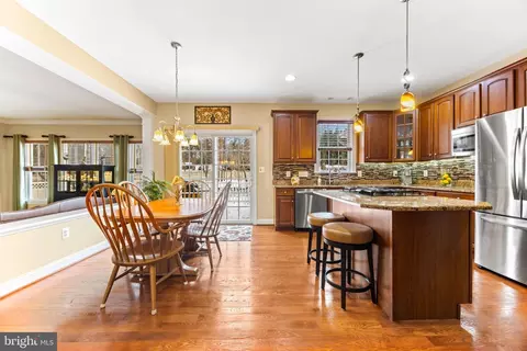 8210 Champion Ct, Pasadena, MD 21122 photo 14