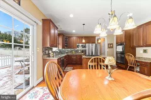 8210 Champion Ct, Pasadena, MD 21122 photo 21