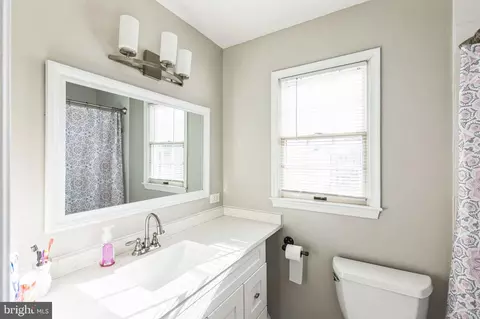 Bath - 1305 Maple St, Shady Side, MD 20764 photo 4 of 4