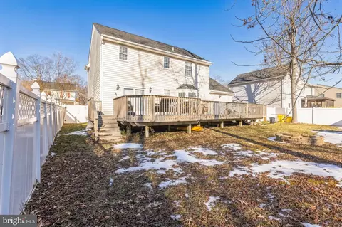 Exterior - 1305 Maple St, Shady Side, MD 20764 photo 3 of 8
